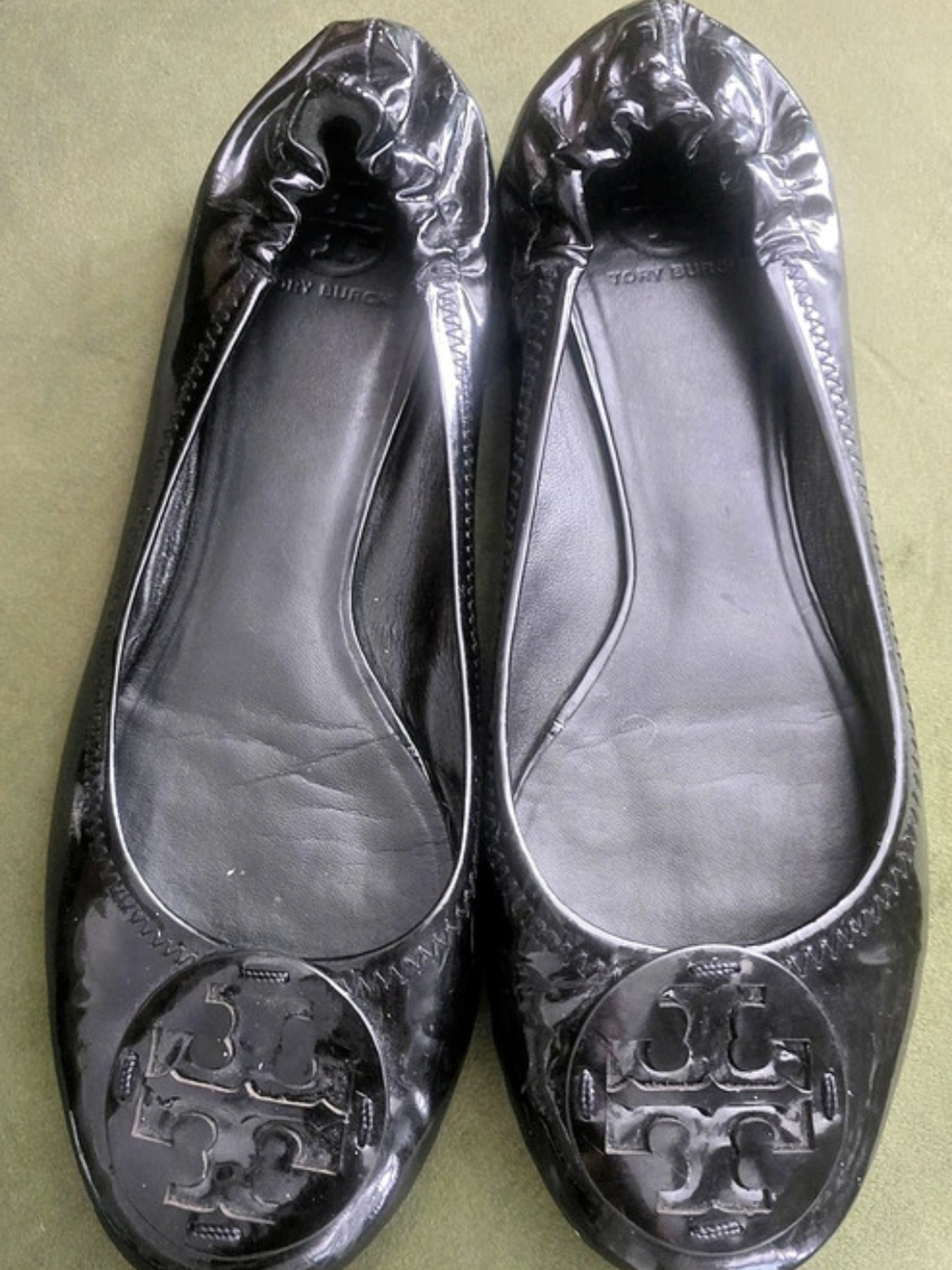 Tory Burch Black Patent Ballet Flats Sz 9-9.5 EUC